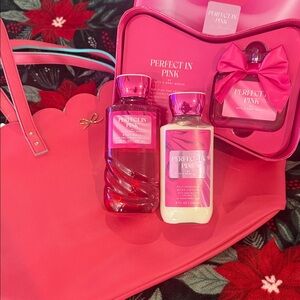 Bath and Body Perfectly Pink Tote Bag and Bath Set